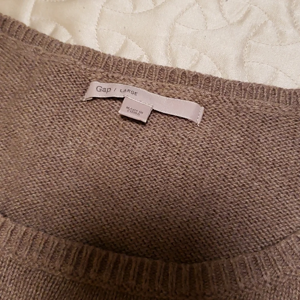 🔶️5 for $30🔶️ Gap Stripe Pullover Sweater - Picture 2 of 4